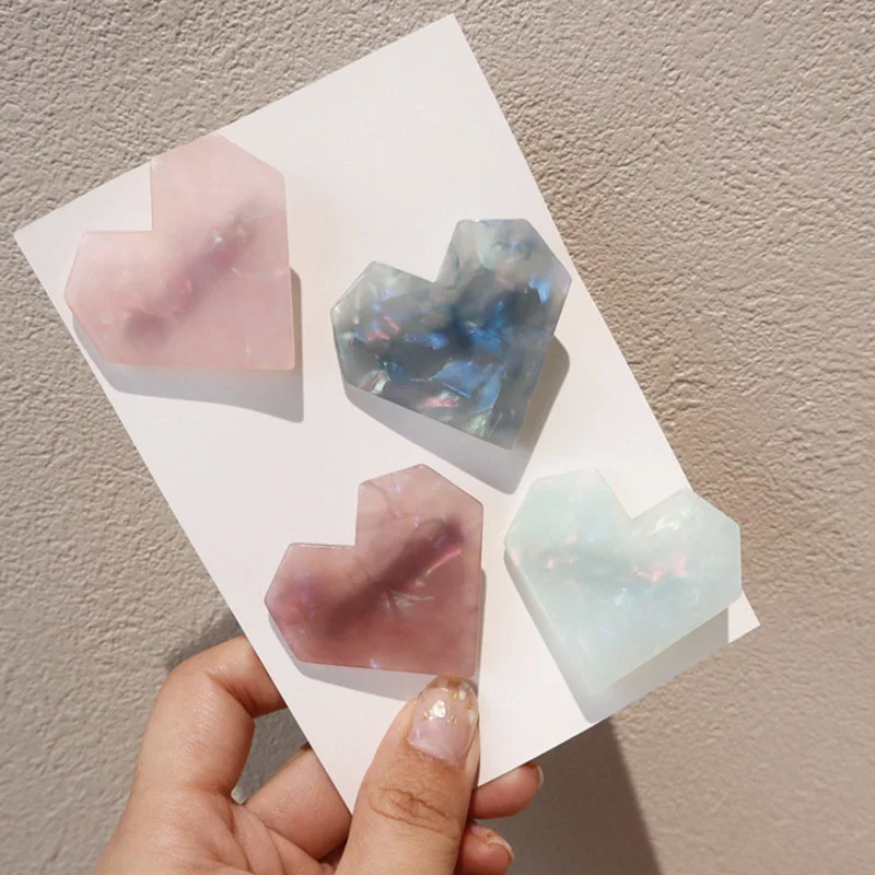 

1PC New Fashion Design Korean Elegant Heart Shape Resin Shiny Heart Shell Hair Clip Women Girls Hair Accessories Gift