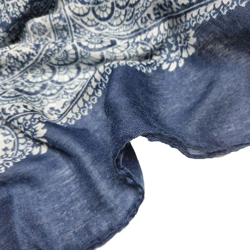 9316835771_1903918631