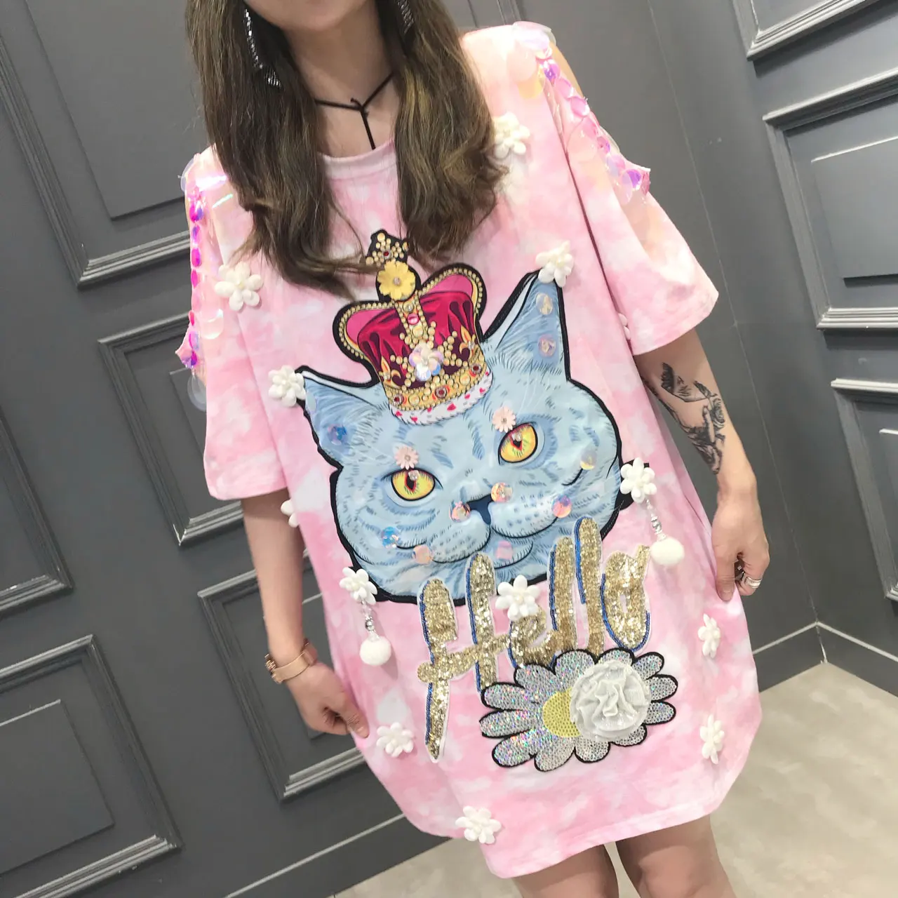 Хип-хоп Уличный бренд Летняя женская новая милая футболка ручной работы с мультяшным котом и буквами с блестками и цветами и кисточками для женщин