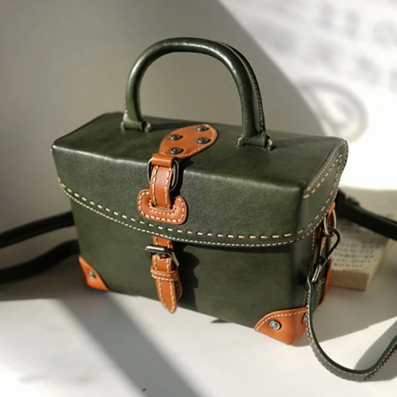 AETOO Lady Inverness Retro handmade cowhide bag, leather shoulder hand-held oblique cross bag, women's casual small box bag