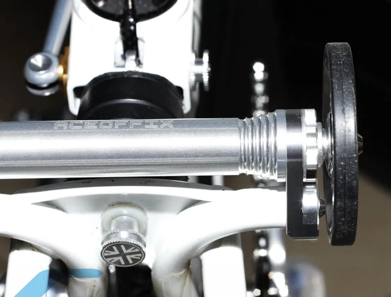 Clearance Folding Bicycle Racks Easy Wheel Extension Block Telescopic Rod for Brompton 8 Clearance Folding Bicycle Racks Easy Wheel Extension Block Telescopic Rod for Brompton 8