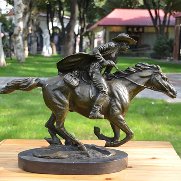 تمثال الحيوان الحصان تشغيل مطاردة سباق الخيل صناعة الديكور الفن النادي تأثيث المنزل المجوهرات هدية الحلي