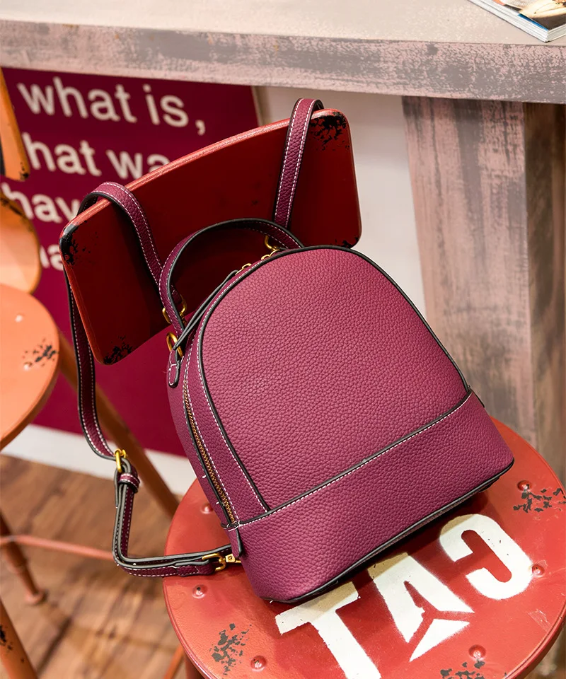 

Women's Korean version of the new cowhide large-capacity backpack Multi-function practical backpack Fashion travel leather bag