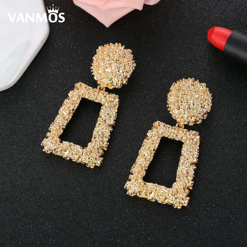 

Vanmos Big Vintage Earrings for Women Statement Drop Earrings Jewelry Gold Color Elegant Fashion Jewelry Gift Dangle Earrings