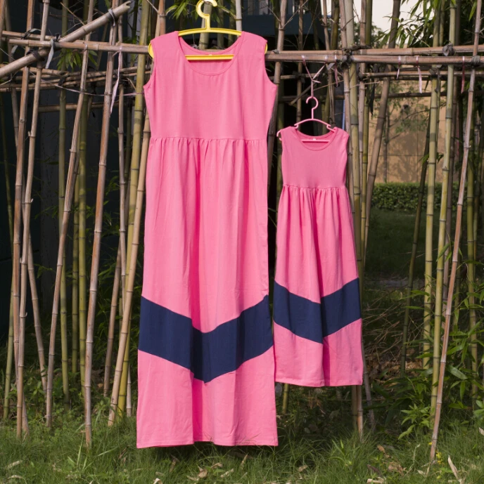 Модное Новое платье-макси «Мама и я» из дышащей хлопковой ткани; семейная одежда; лоскутное длинное платье с шевроном