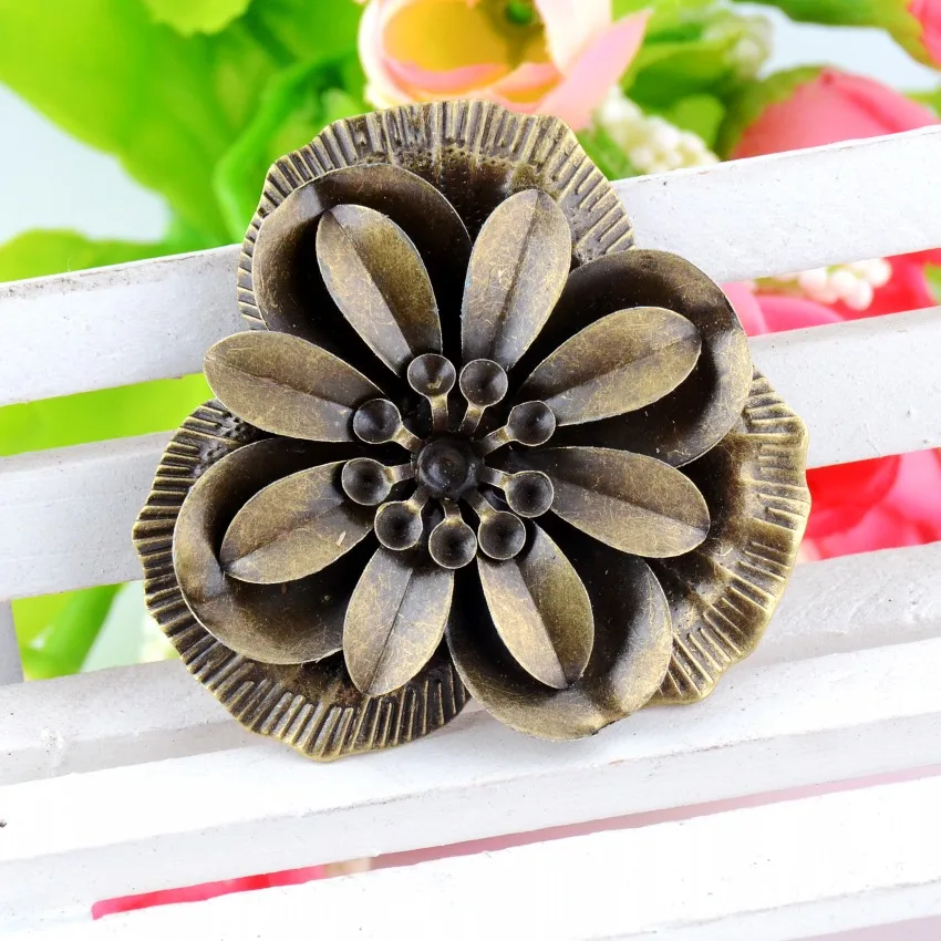 

MIAOCHI 10Pcs Antique Bronze Filigree Flower Embellishments Connectors Crafts Gift Decoration DIY Findings 4.4x4cm J0641