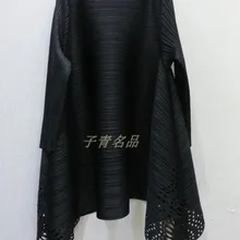 ; однотонная модная футболка в три четверти