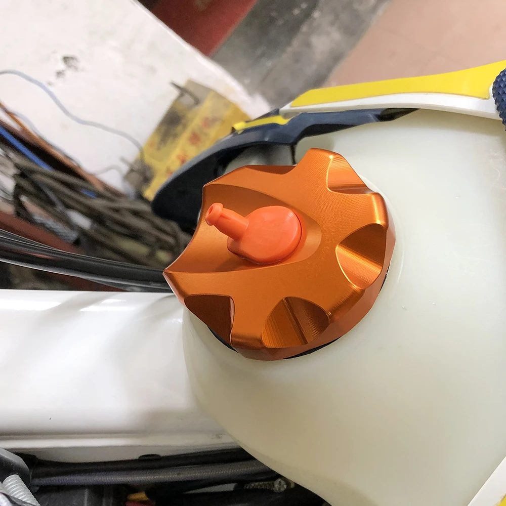 Крышка топливного бака для KTM 65 150 200 250 300 350 450 500 EXCF 6 дней XCW EXC XC XCF XCFW SX TPI Freeride R F