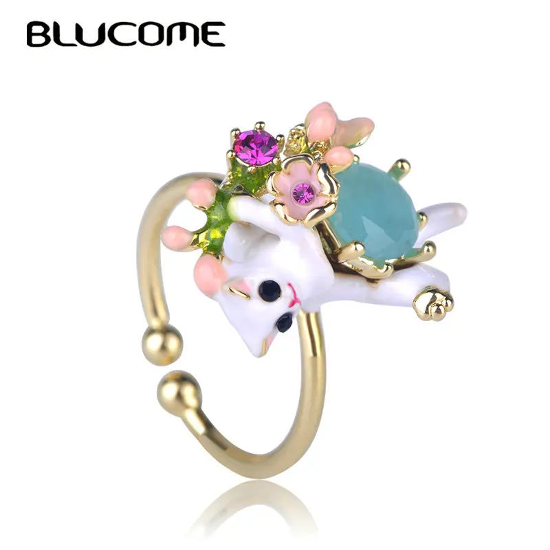 

Blucome Fashion Style Enamel White Cat Flower Shape Ring Women Girls Daily Banquet Party Bijoux Hand Accessories Jewelry Gifts