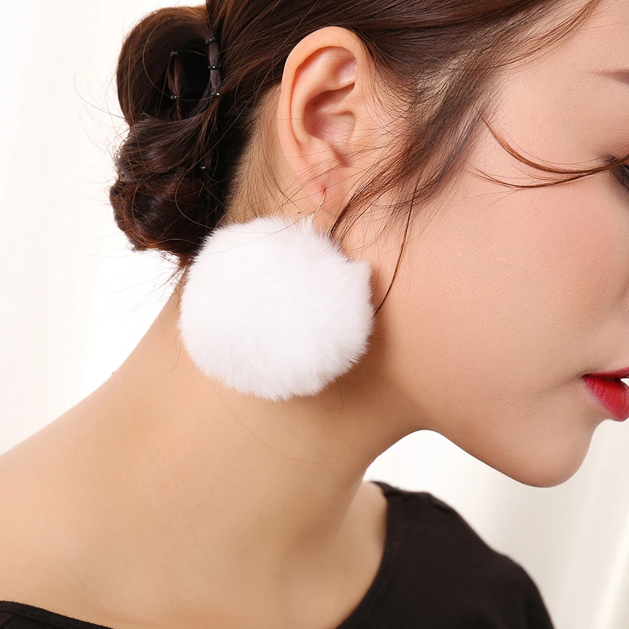 

5 Colors Fashion Fluffy Fur Ball Pendant Earrings Drop Earrings Short Pompom Ear Drops Earring Round Brincos Oorbellen For Women