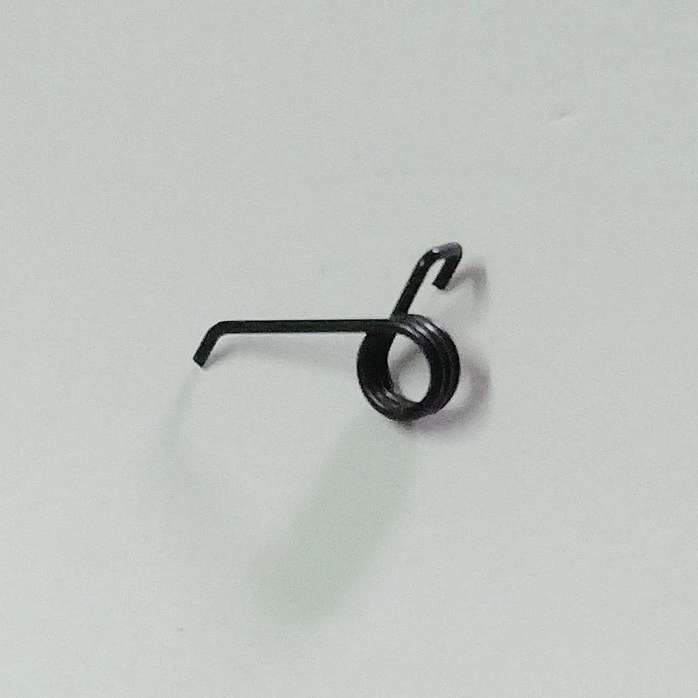 

1 piece spring for JUKI MO 6716S overlock machines, part number is 12167805