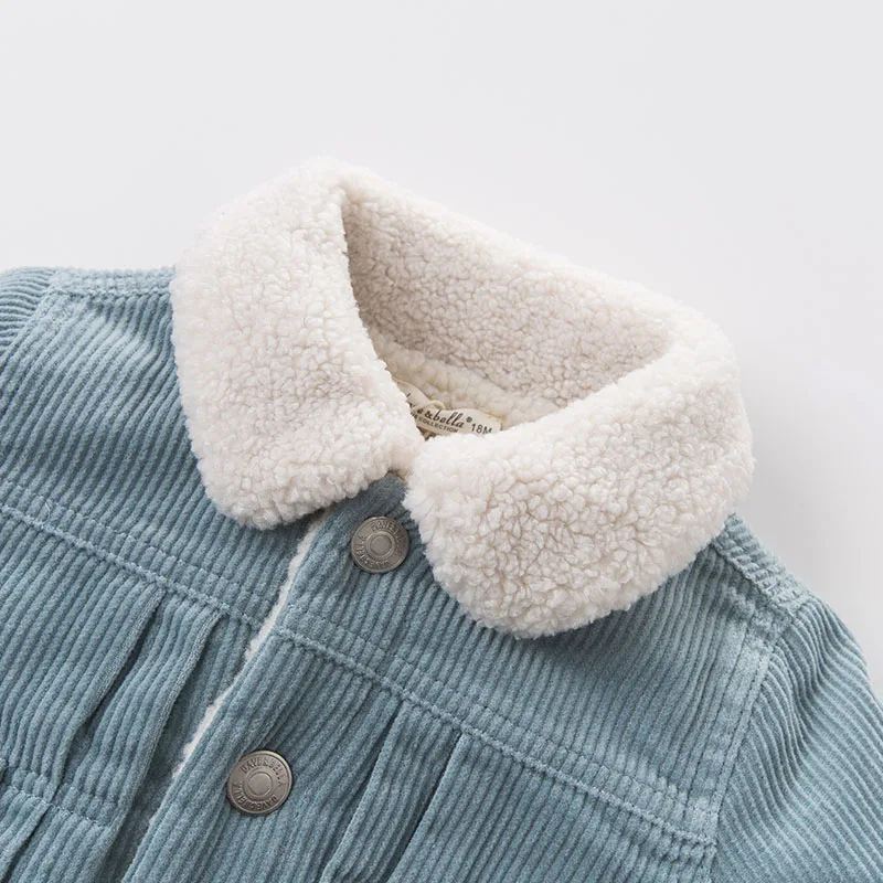 DB5942_0008_6Y3A0528