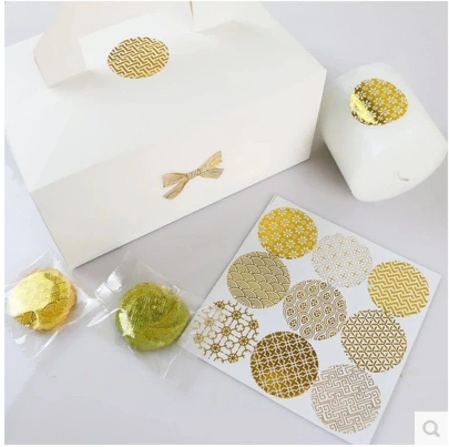 

90Pcs Golden Geometry Circle Handmade Cake Packaging Sealing Label Kraft Sticker Baking DIY Work Gift Box Round Stickers M1247
