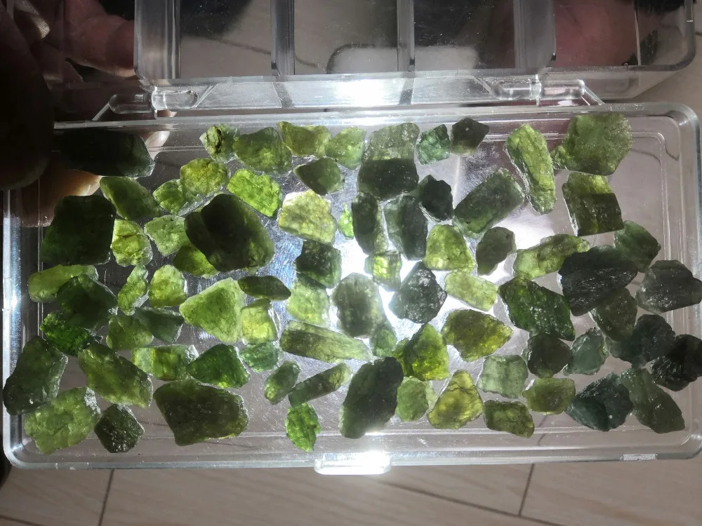 

Green Apatite Crystal Stone Natural Rough Mineral Specimen- 100CT WHOLESALE