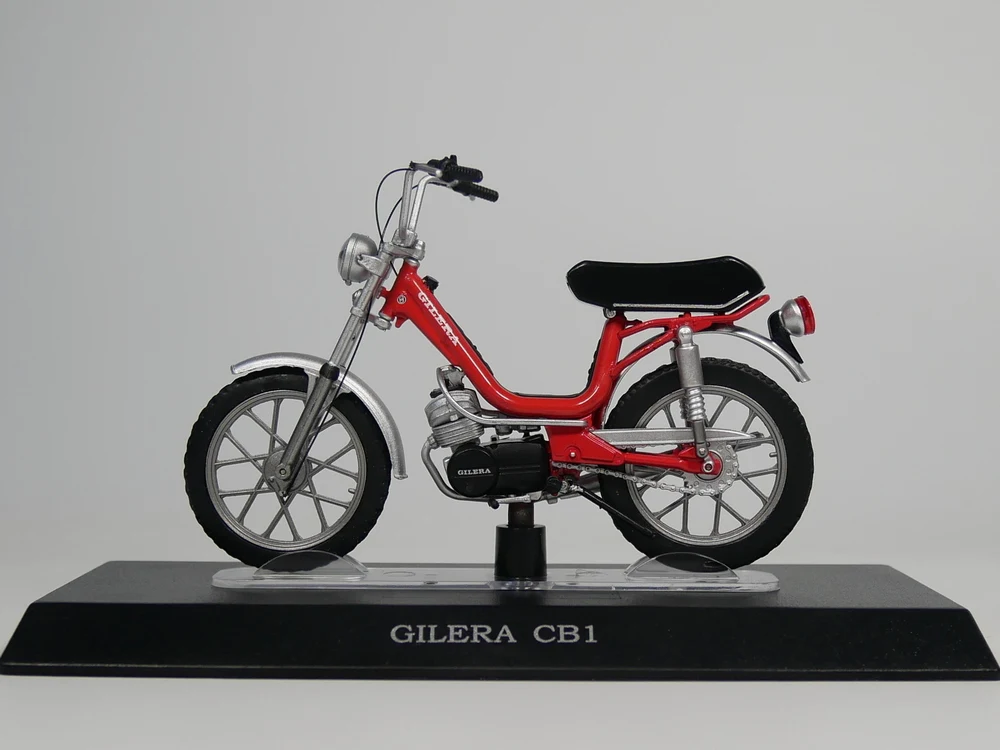 Модель литая мотоцикла GILERA CB1 Auto Inn 1:18| |