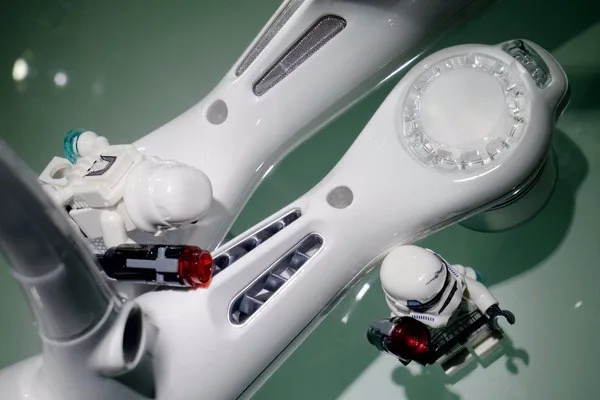 In Stock For Xmas| DJI Phantom 4 Pro Drone With 4K HD Video,30 MINS Flight Time, 7 KM Control Range