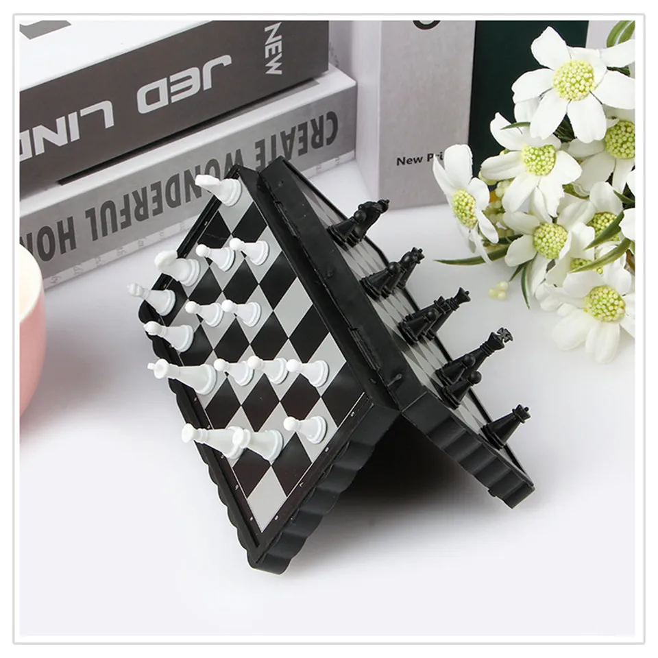 Plastic Mini Chess Set Portable Game of International Chess 13*13cm Folding Chessboard Family Board Game Toy Gift for Kids