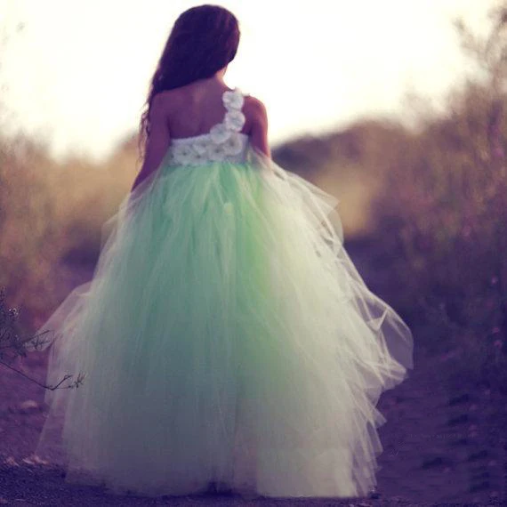 US $149.99 Chic Girl Pageant Dresses One Shoulder Flowers Tutu Dress Floor Length Ruched Tulle Holy Communion Dress