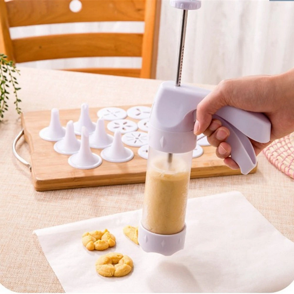 Baking Pastry Tools Cookie Mold Press Gun , 12 Flower Mold + 6 Pastry