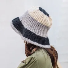 Лоскутное Цвет вязать Дамы Большой рыбак шляпа осенняя и зимняя шапка из шерсти женские зимние уличные теплая шапка