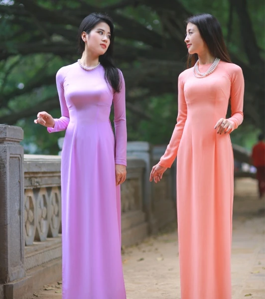 Аозай Вьетнам платье-Чонсам аозай Вьетнам платье вьетнамский традиционно платье cheongsam современных женщин aodai АО-дай фиолетовый
