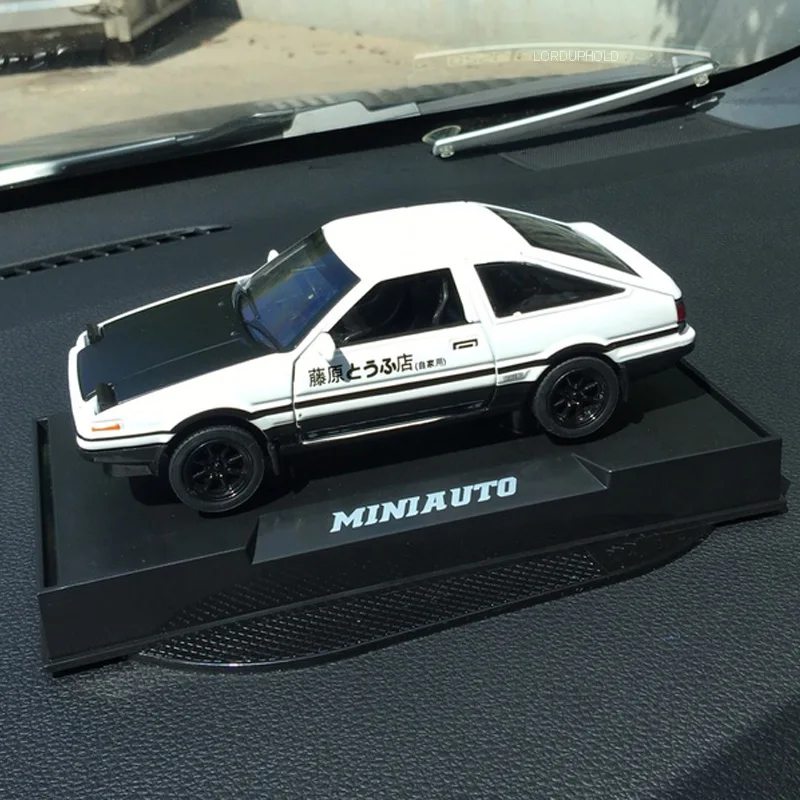 Начальный D для Toyota AE86 1:28 Сплав модель автомобиля аниме мультфильм Форсаж с вытягиванием звуковой светильник игрушки Автомобильные украшения