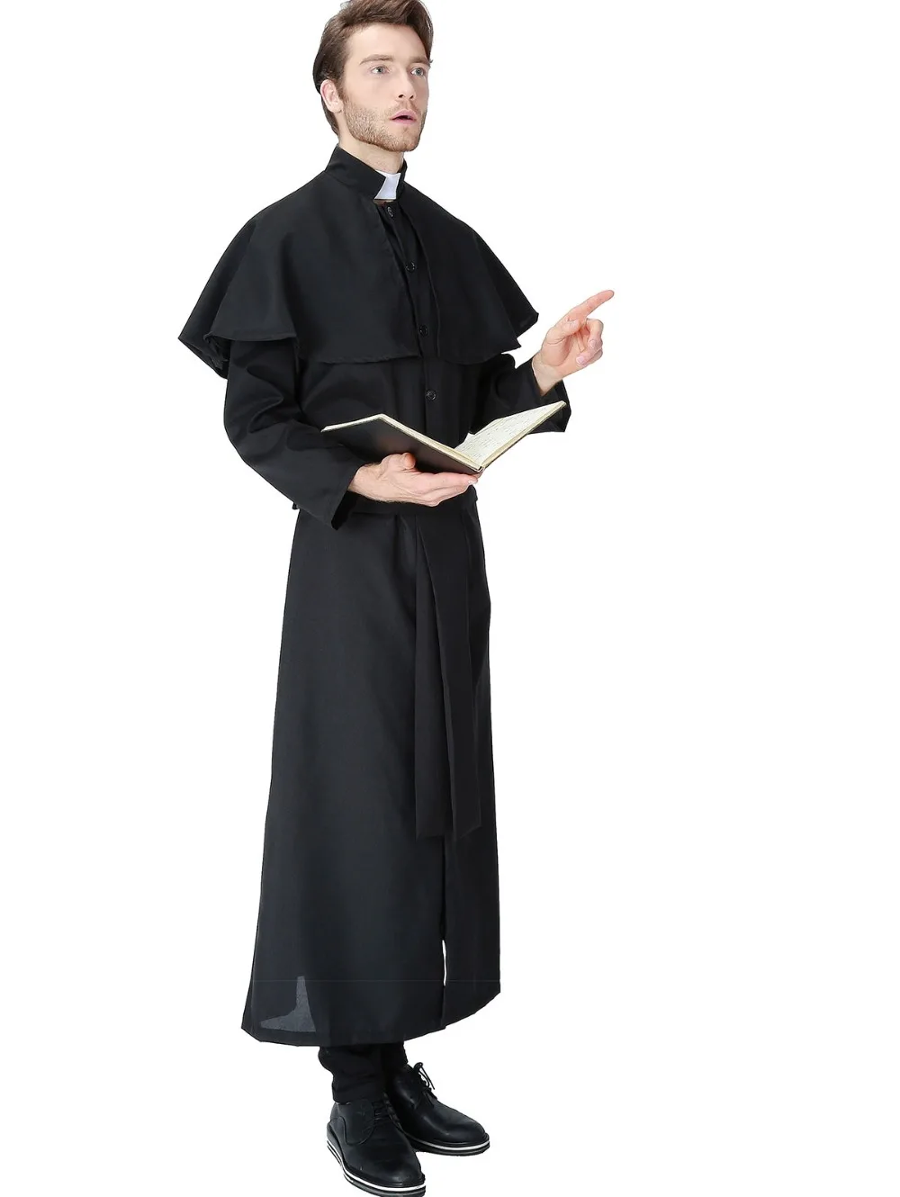 Платье священника. Сутана католического священника. Ряса монаха Католика. Ряса священника монаха. Наряд священника Католика.