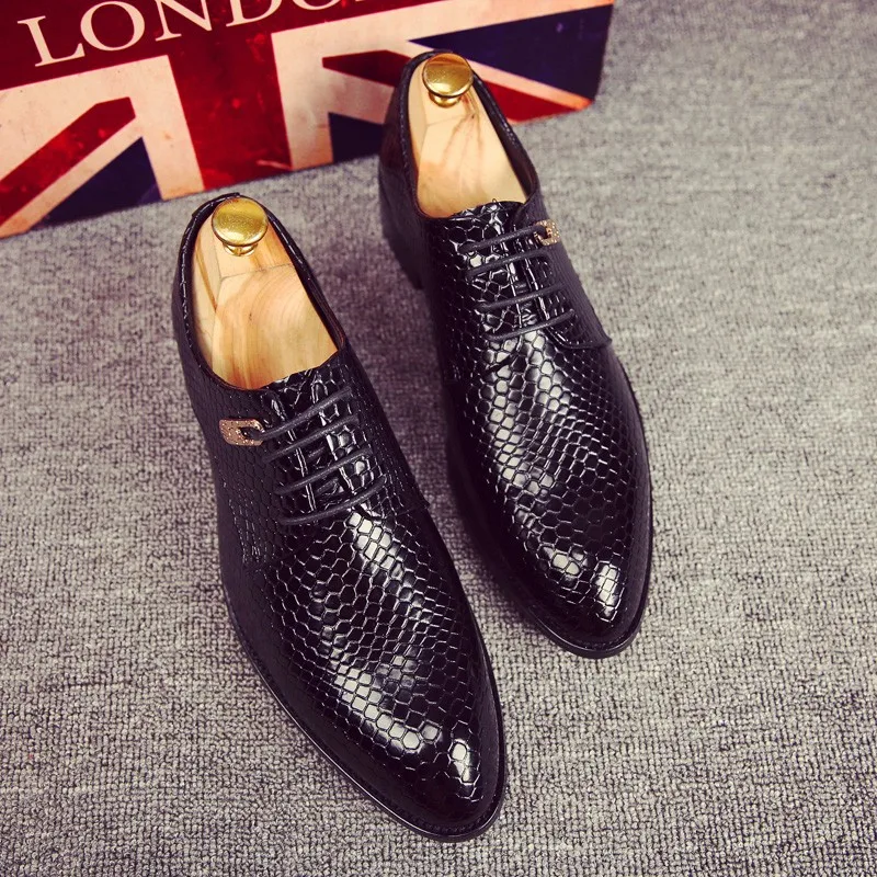 men footwear 2016 studs shoes luxury brand moccasins snake skin ballet flats glossy patent leather brogue oxford shoes for men (7)