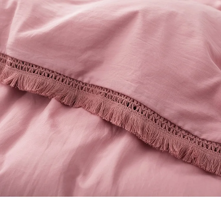 10338112980_688275097