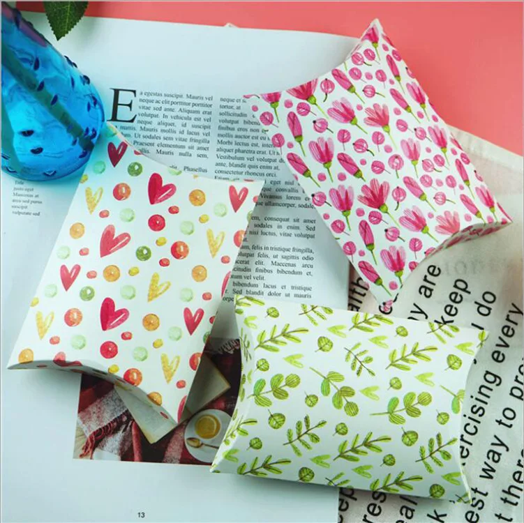 

10pcs 2019 New DIY Candy Box Gift Floral Design Birthday Paper Box Pillow Products Cardboard Jewelry Packing Hand Make Box