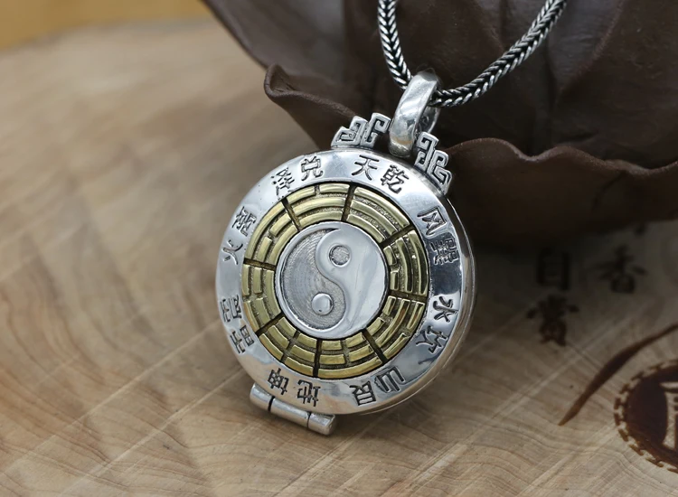 silver-gau-box-pendant0011e