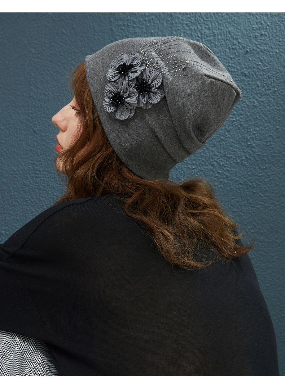 2018 Autumn Female Beanie Bonnet With Rhinestone Hats Three Flowers Caps Knitted Cotton For Women Warm Beanies Slouchy Skullies (13)