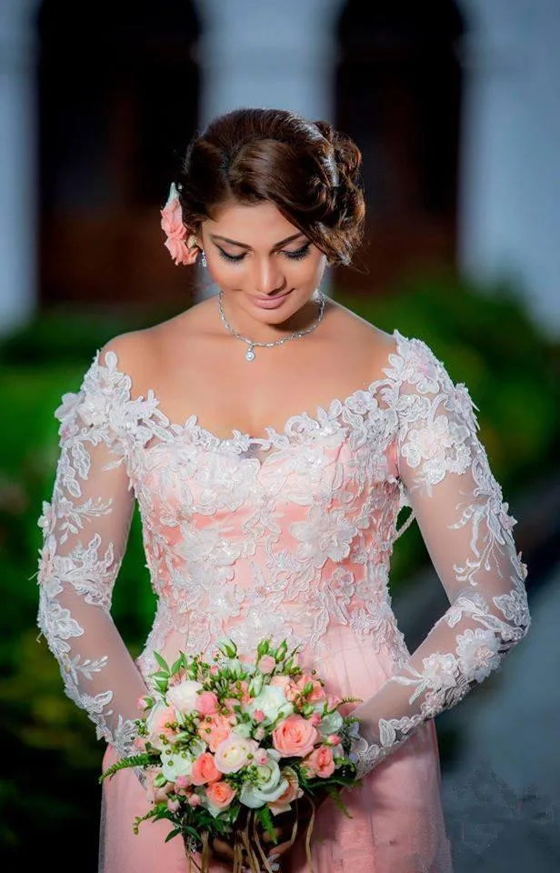 2019-indian-mermaid-lace-appliques-wedding-dresses-modest-scoop-lace-appliques-pearls-chain-low-back-custom-made-plus-size-bridal-gowns (3)_