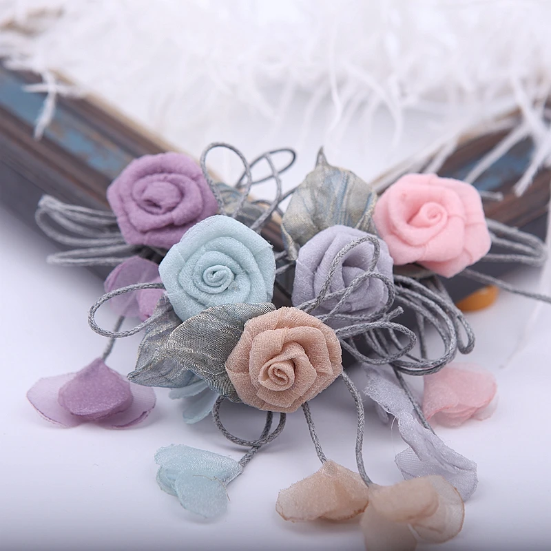 

Hand Made Lace Flowers Corsage 4PCS/Lot Lace Fabric Polyester Appliqued Garment Accessories Lace Trim DIY Sewing Supplies 19604
