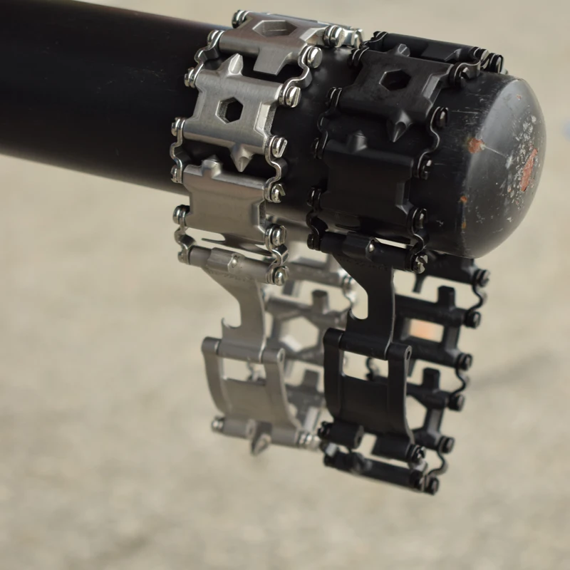 

Hot sell Stainless Steel Outdoor 29 Kinds Of Multi-functional ToolS Bracelet Portable Tools Camping Survival Screwdriver Cutting