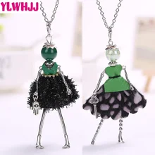 Ylwhjj真新しい人形素敵な女性ブラックドレスロングチェーンネックレス&ペンダントガールファッションステートメントジュエリー赤ちゃんマキシペンダント(China)