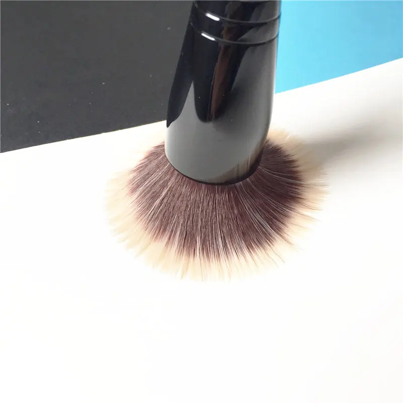 BAREMINERALS SMOOTHING FACE BRUSH _ 7