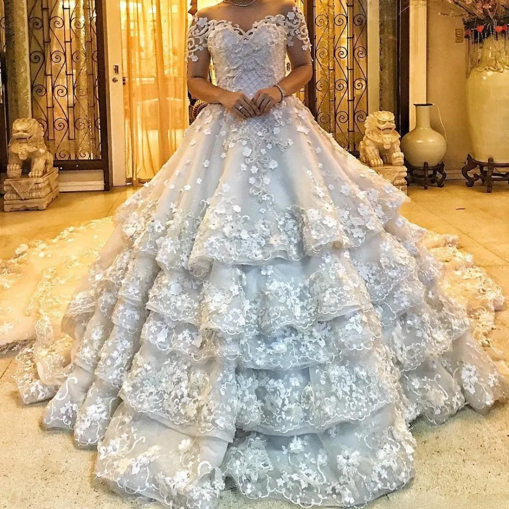 

Luxury Beaded Lace Wedding Gowns Off The Shoulder 3D Applique Princess Bridal Gowns Cathedral Train Tiered Vestido noiva mariage