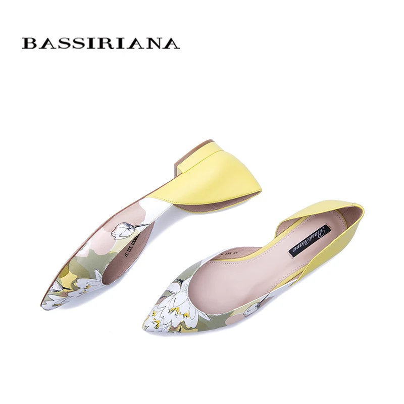 BASSIRIANA/новая кожаная женская обувь на плоской подошве, модная обувь из мягкой кожи с острым носком на лето и весну, Размеры 35-40