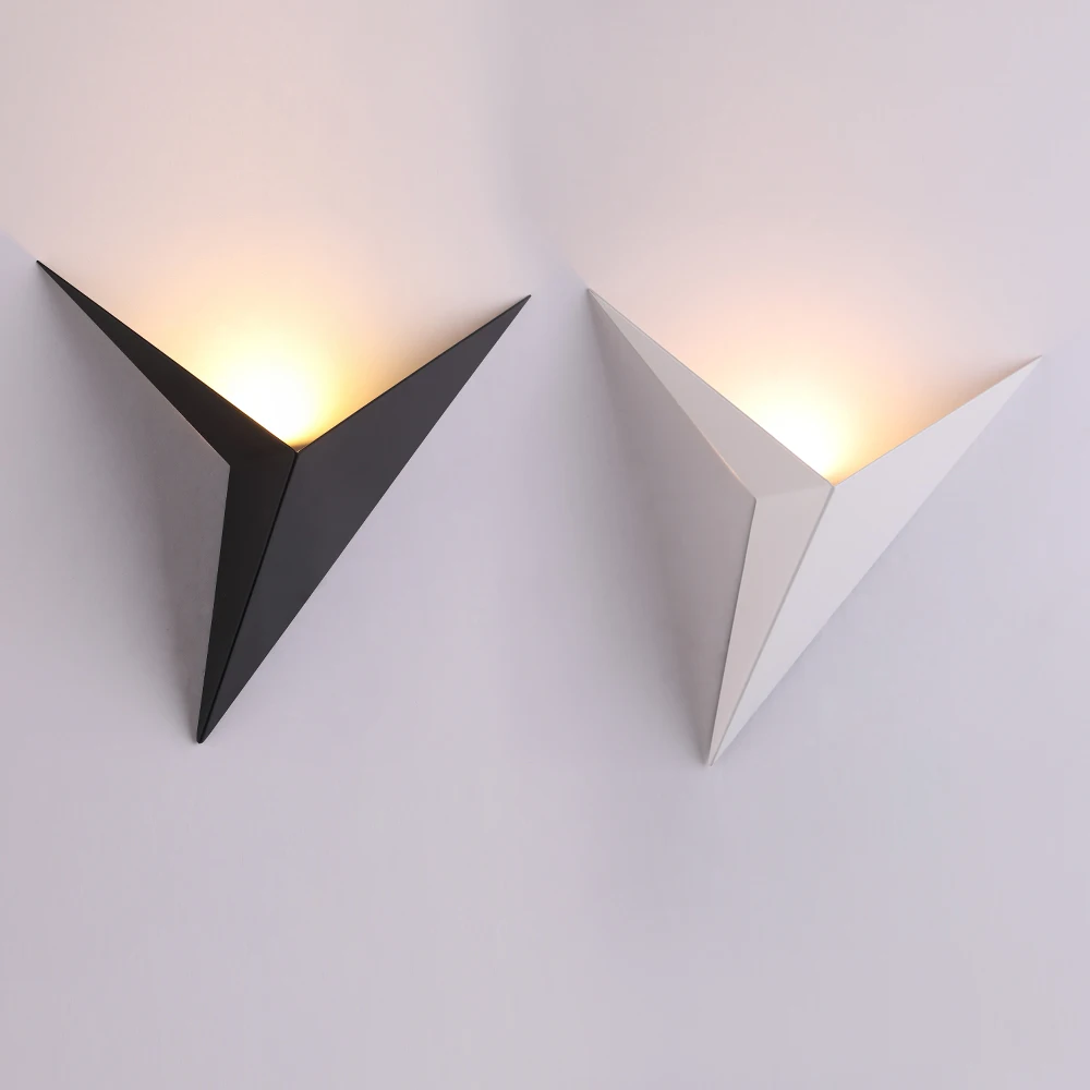 wall triangle lights
