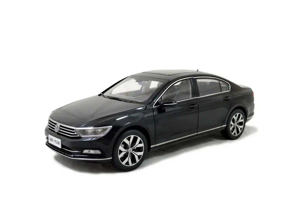 Volkswagen-Magotan-2017-BK-1