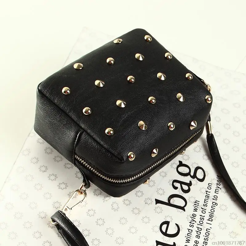 Bolish برشام النساء أكياس الأزياء حقيبة معدنية الشرير البسيطة Crossbody حقيبة/المرأة حقيبة ساعي كبيرة بما يكفي لفون 6