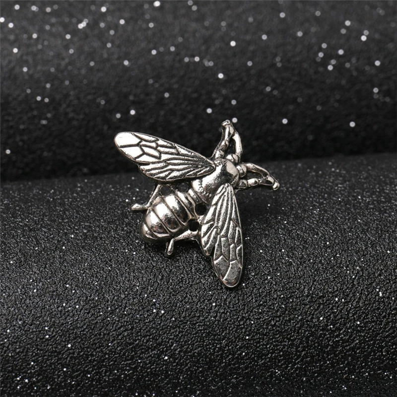 

DoreenBeads 2 PCs Creative Retro little Bees Badges Fashion Pin Brooch for T Shirt Suit Collar Coat Hat Shoes Trendy Accessory