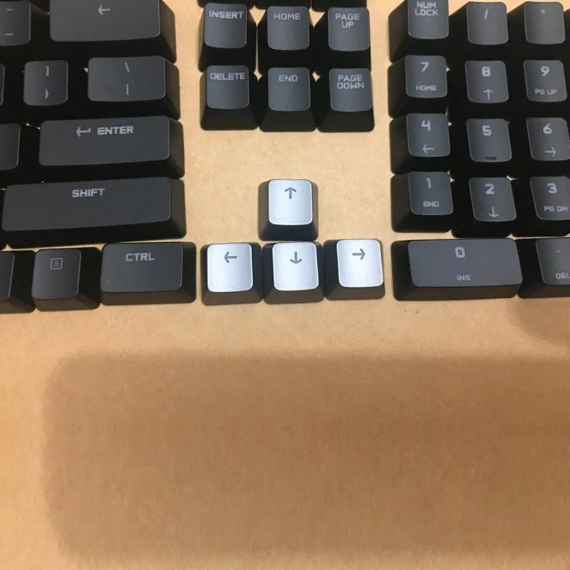 Logitech G710 + оригинальная механическая клавиатура клавиша с черной