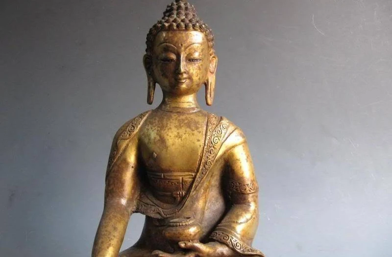 

13"Tibet Buddhism Temple Copper Bronze Sit Aquarius Sakyamuni Buddha Statue