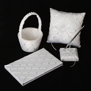 

Diamond Grid Pattern Collection Set in Satin