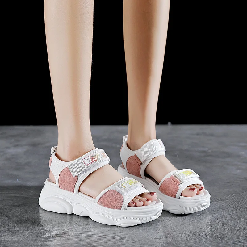 

2019 summer new comfortable simple solid color thick soles sandals women comfortable wild Roman style sandals.