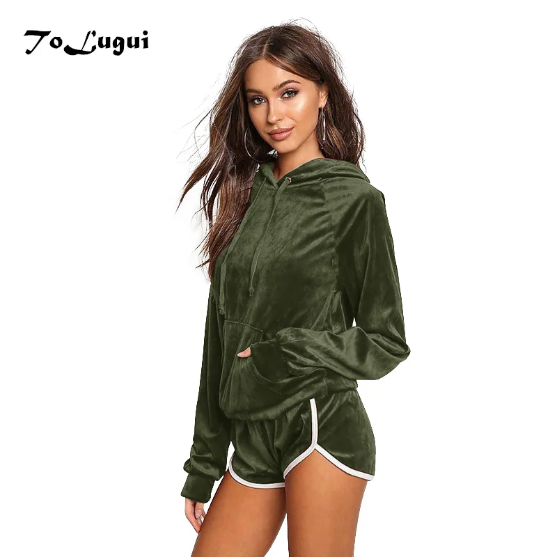 

2018 Autumn Casual Velvet Hooded Women Tracksuits Two Piece Set Long Sleeve Pullover Pockets Sweatshirt and Short Pants Suit