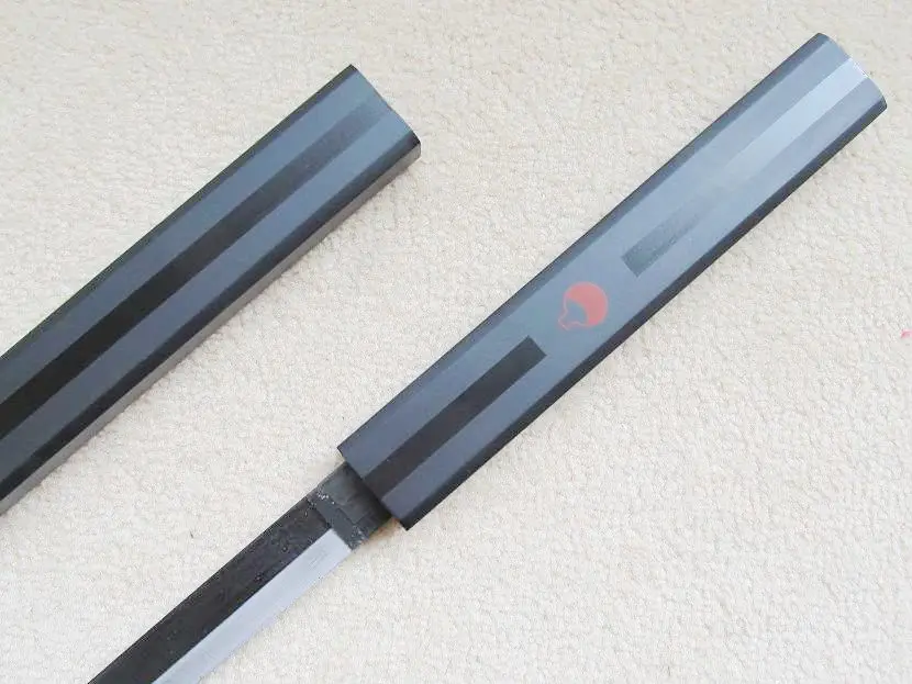 

S2657 ANIME NARUTO SASUKE KUSANAGI SWORD BLACK STRIP ON MATTE BLACK GUN METAL 40"