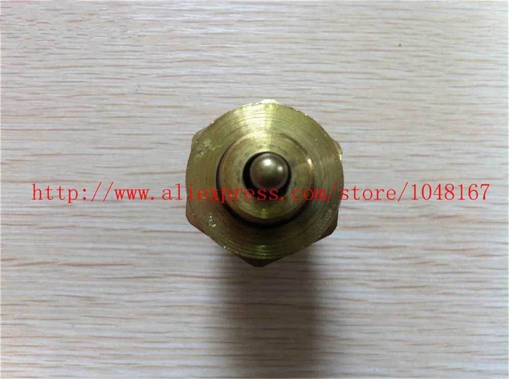 볼보 엔진 오일 압력 센서, XYQPSEW, OEM 1077574,VOLVO63038